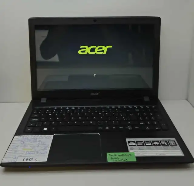 Acer Aspire E5-523 A9 R5 8Go RAM SSD 256Go 15,6po HDMI