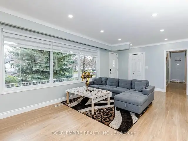 4 bed 2 bath - Photo 5