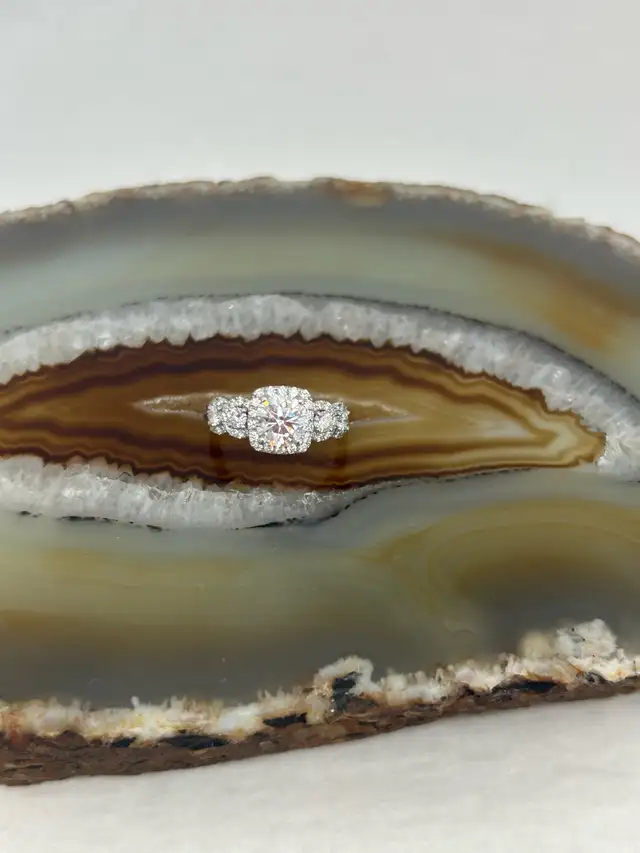 14k W/G Lab Diamond Ring - Photo 3