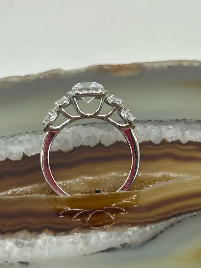 14k W/G Lab Diamond Ring - Photo 6