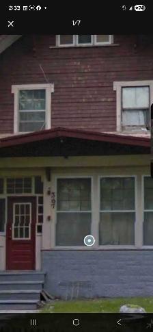 2 bedroom apt to share,eia ok