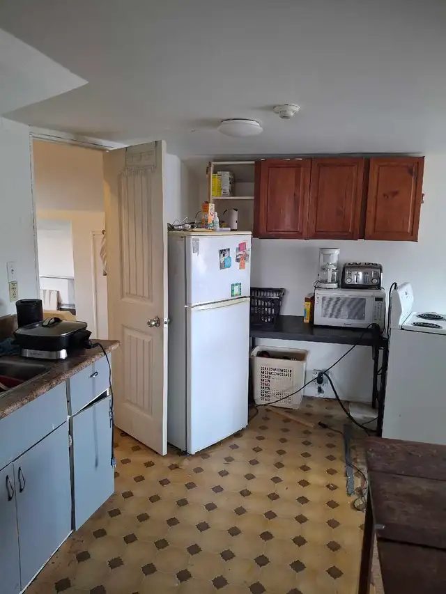 2 bedroom apt to share,eia ok - Photo 2