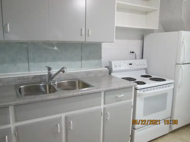 2 full bathroom, 3bedrooms, house for rent in St. James area - Photo 2