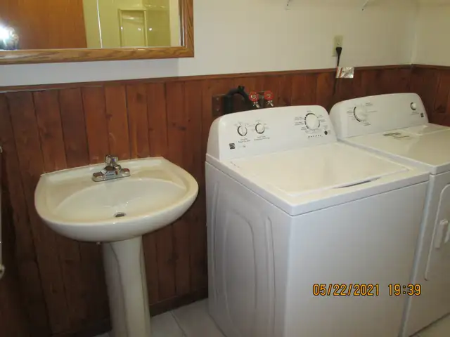 2 full bathroom, 3bedrooms, house for rent in St. James area - Photo 4