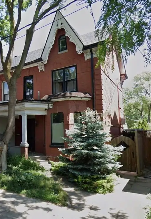 1 Bed Apartment Queen West Parkdale | June 1 | $2,000 - Photo 2