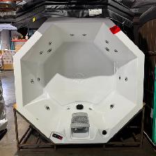Muskoka 5 Person Plug n Play Hot Tub Floor Model