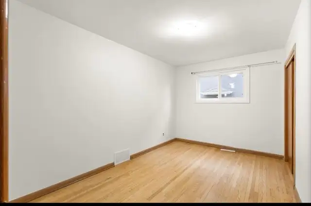House For Rent - Photo 7