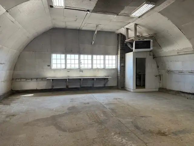 #26EK - Unreserved Auction .27± Acre Industrial Lot, Warner Cty - Photo 2