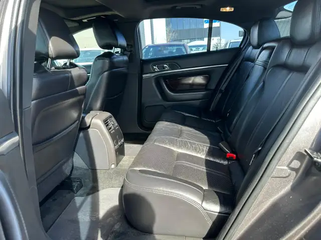 2011 Lincoln MKS AWD Fully loaded | Nav, Back Cam, Dual Sunroof - Photo 10