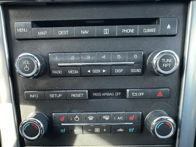2011 Lincoln MKS AWD Fully loaded | Nav, Back Cam, Dual Sunroof - Photo 16
