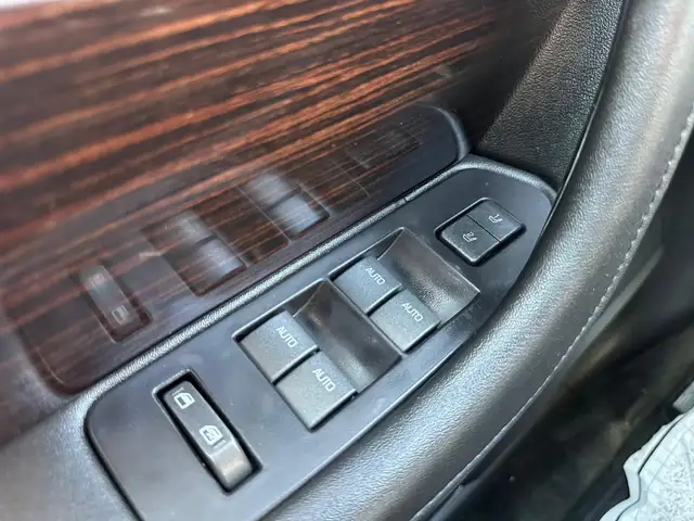 2011 Lincoln MKS AWD Fully loaded | Nav, Back Cam, Dual Sunroof - Photo 18
