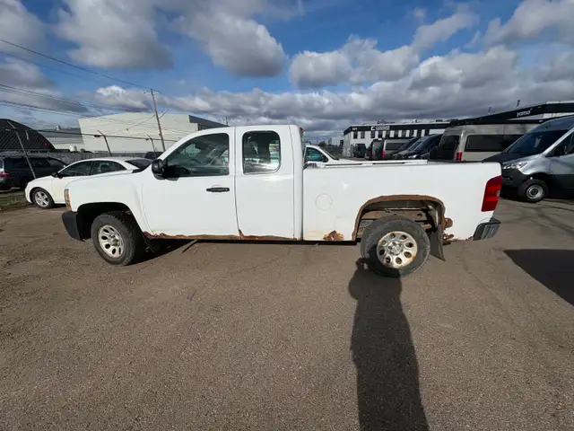 2010 Chevy Silverado 1500 Ext Cab 2wd for sale - Photo 3
