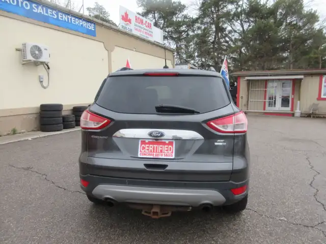 2016 Ford Escape SE - Photo 8