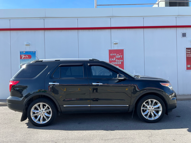 2015 Ford Explorer 4WD XLT-7 SEATER-1 OWNER-ONLY 120KMS-CERTIFIE - Photo 4