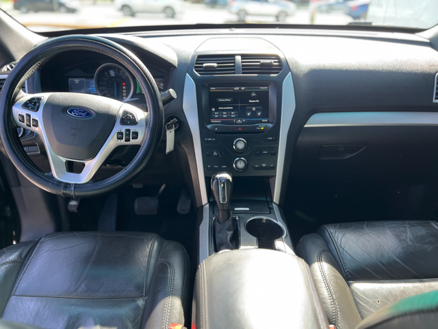 2015 Ford Explorer 4WD XLT-7 SEATER-1 OWNER-ONLY 120KMS-CERTIFIE - Photo 18