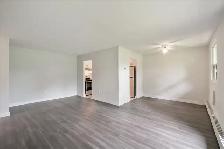 Pontiac Court Lowrise - 1 Bedroom available at 1202 Pontiac Cour - Photo 11