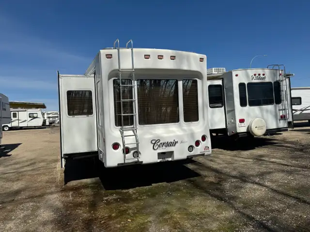 2008 CORSAIR Excella 30RLDS Fifth Wheel - Photo 4