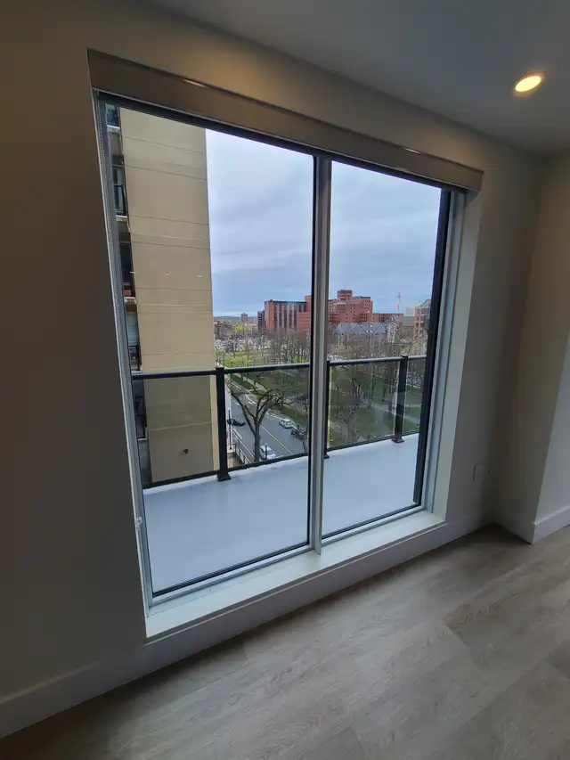 Luxury 2BR - Unit 902 - City Views - Sept 1st - Water/Heat Incl - Photo 6