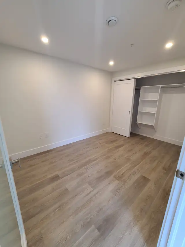 Luxury 2BR - Unit 902 - City Views - Sept 1st - Water/Heat Incl - Photo 19