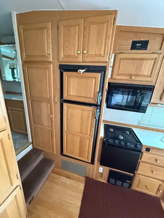 2000 Ford F-250 Diesel 2003 Glendale Fifth Wheel - Photo 9