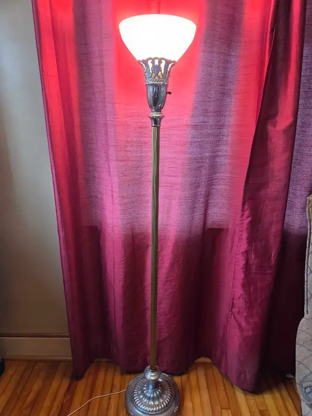 Vintage Floor Lamp - Photo 2