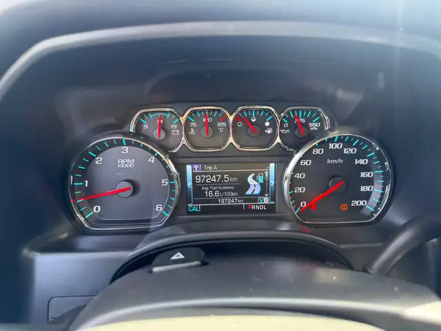 2017 Chevrolet Silverado 1500 HIGH COUNTRY CREWCAB 4X4/ 6.2L V8 - Photo 16