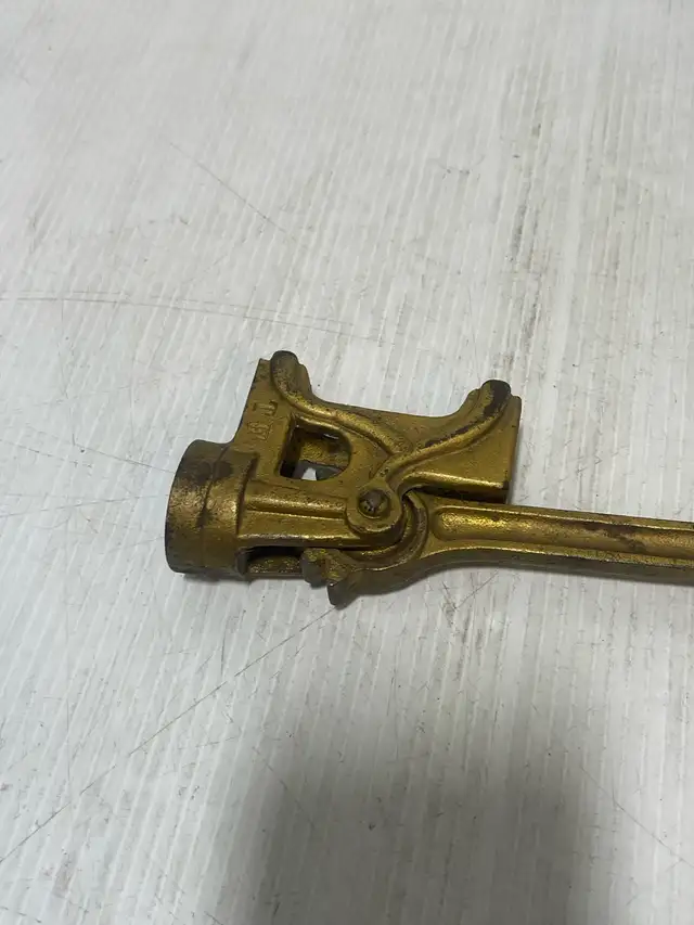 Vintage Bung Wrench - Photo 5