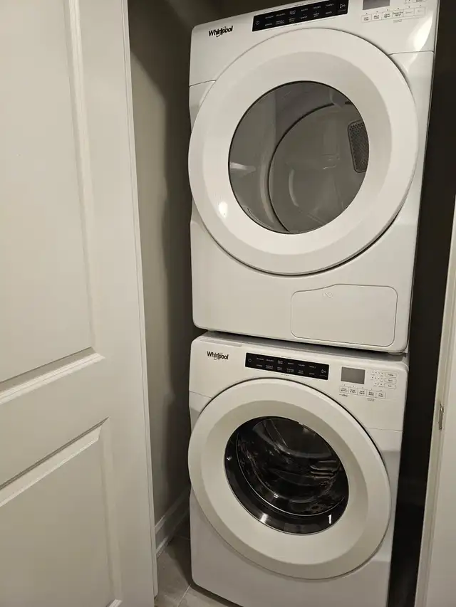 2 bedroom 1 washroom condo in Oakville for rent - Photo 13