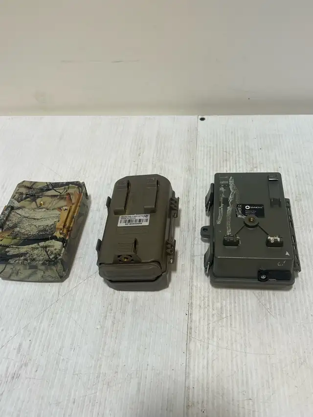 Trail Cameras - Photo 2