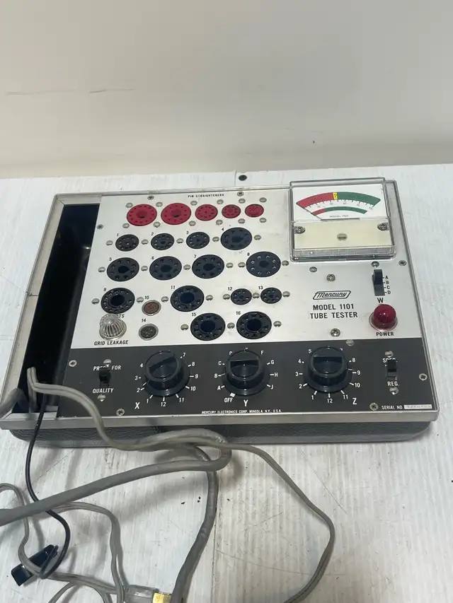 Hickok 1101 Tube Tester - Photo 4