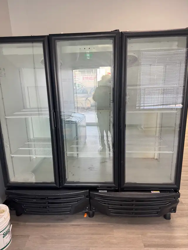 reaching glass cooler