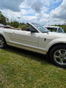 2007 mustang convertible