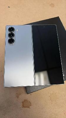 Samsung Z Fold 6 256 GB 1 year warranty.