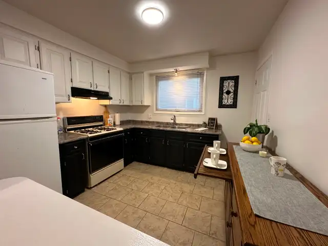 3 Bedroom Apartment for Rent - Photo 6