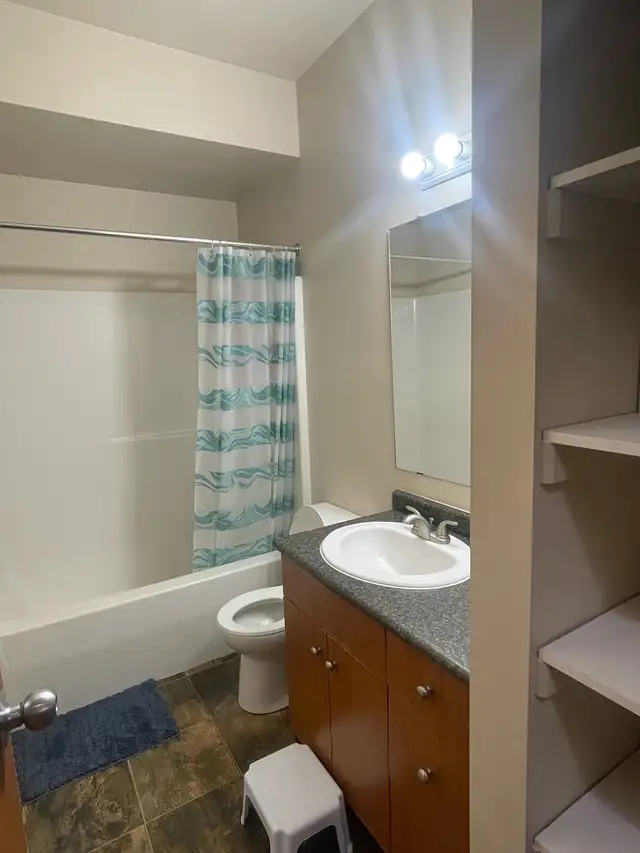 Two-bedroom apartment for rent in a prime location on the south - Photo 5