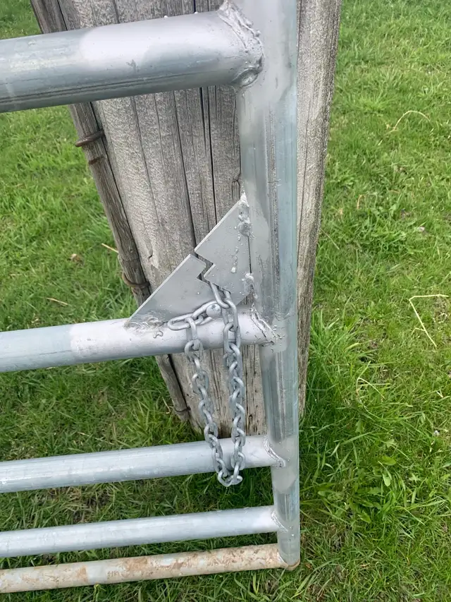 Farm gates - Photo 4