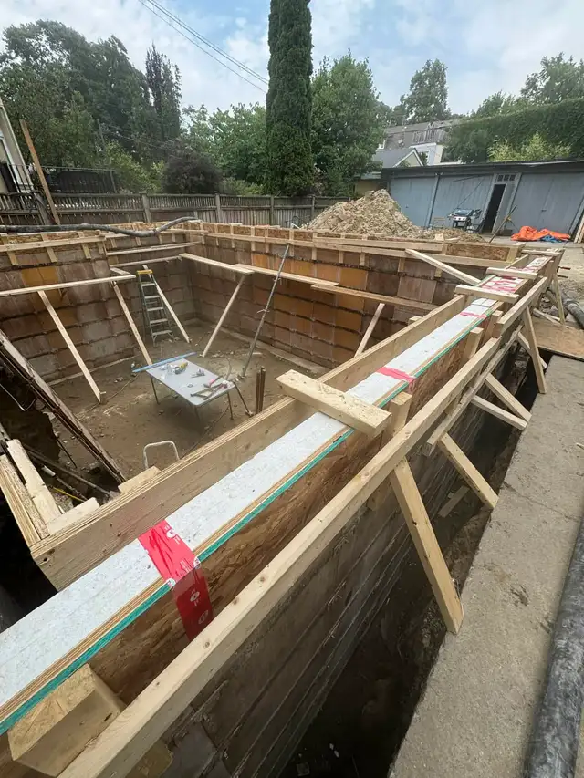Construction - Photo 7