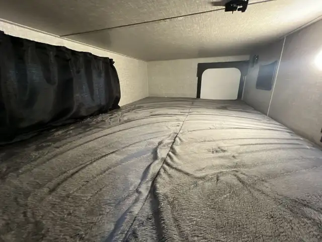 Bunkhouse Travel Trailer – Clean & Spacious - Photo 8