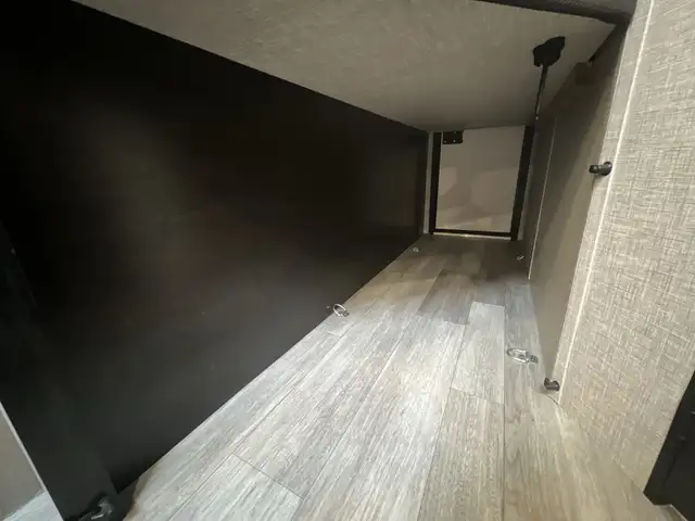 Bunkhouse Travel Trailer – Clean & Spacious - Photo 9
