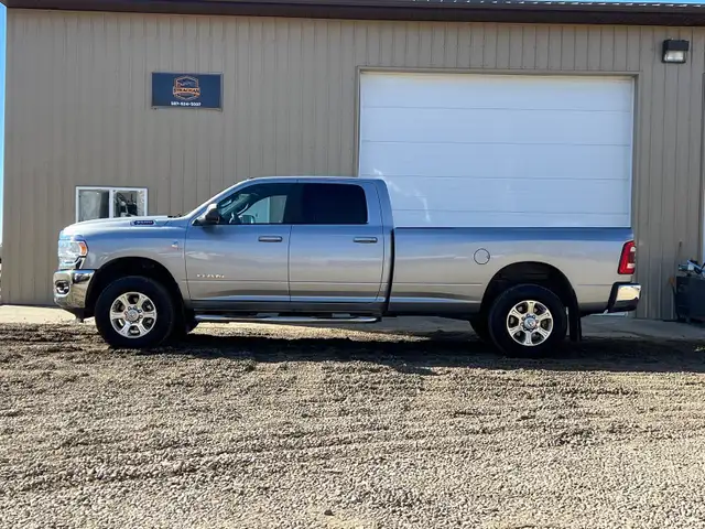 2021 RAM 3500 Big Horn 6.7L Long Box - Photo 4