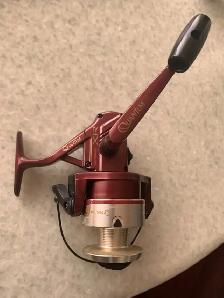 SELLING ONE LIKE NEW QUANTUM XR7 FISHING REELAS PICTURED