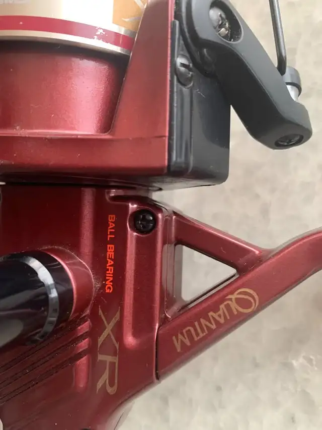SELLING ONE LIKE NEW QUANTUM XR7 FISHING REELAS PICTURED - Photo 2