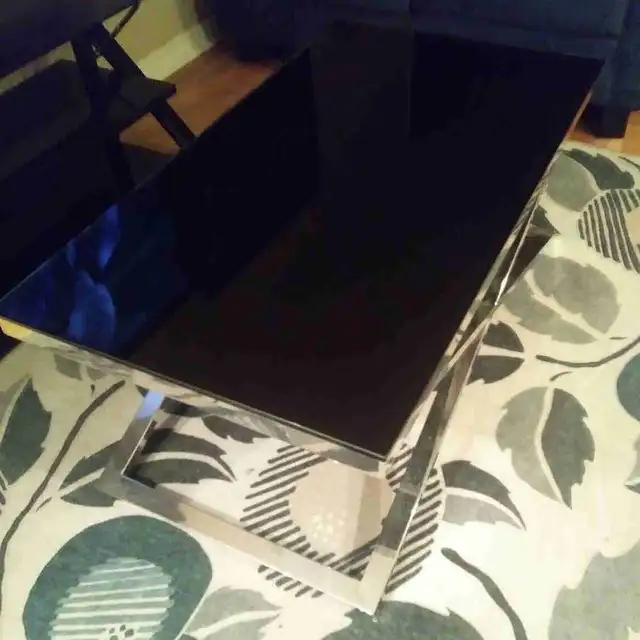 GLASS COFFEE TABLE STAINLESS STEEL