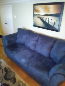 COUCH AND LOVESEAT