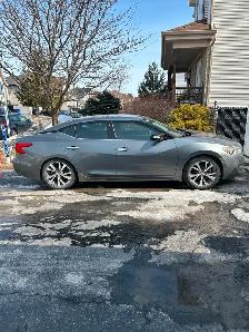 NISSAN MAXIMA SL 2017 excellente condition 10,500 $