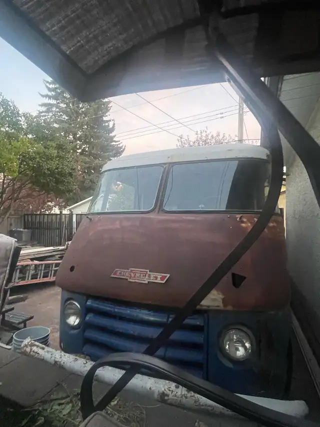 1965 GMC p20 step van - Photo 2
