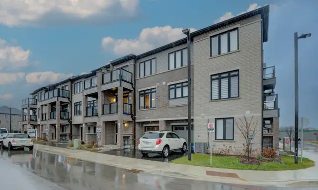 2 Bed 2.5 Bath New Townhouse for Lease in Brantford - Photo 2