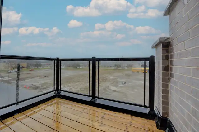 2 Bed 2.5 Bath New Townhouse for Lease in Brantford - Photo 10