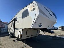 Rare Find – 2017 Chaparral 295BHS Fifth Wheel with Bunk Beds