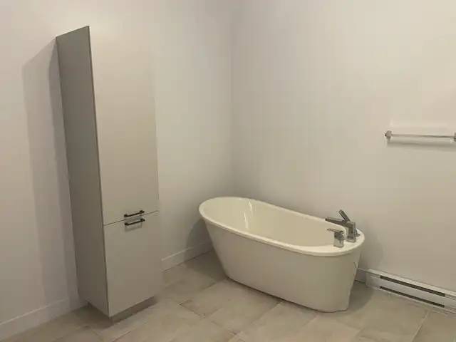 TRÈS GRAND 4 1/2 À LOUER DÈS MAINTENANT! - Photo 7